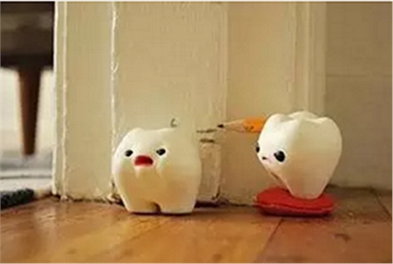 彭丽媛《战士与母亲》