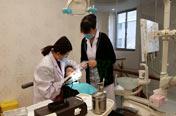 ABC口腔诊所牙周刮治现场培训